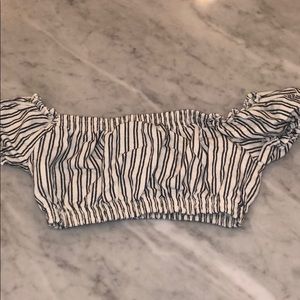 Brandy Melville White/Navy Crop Top Short Sleeve